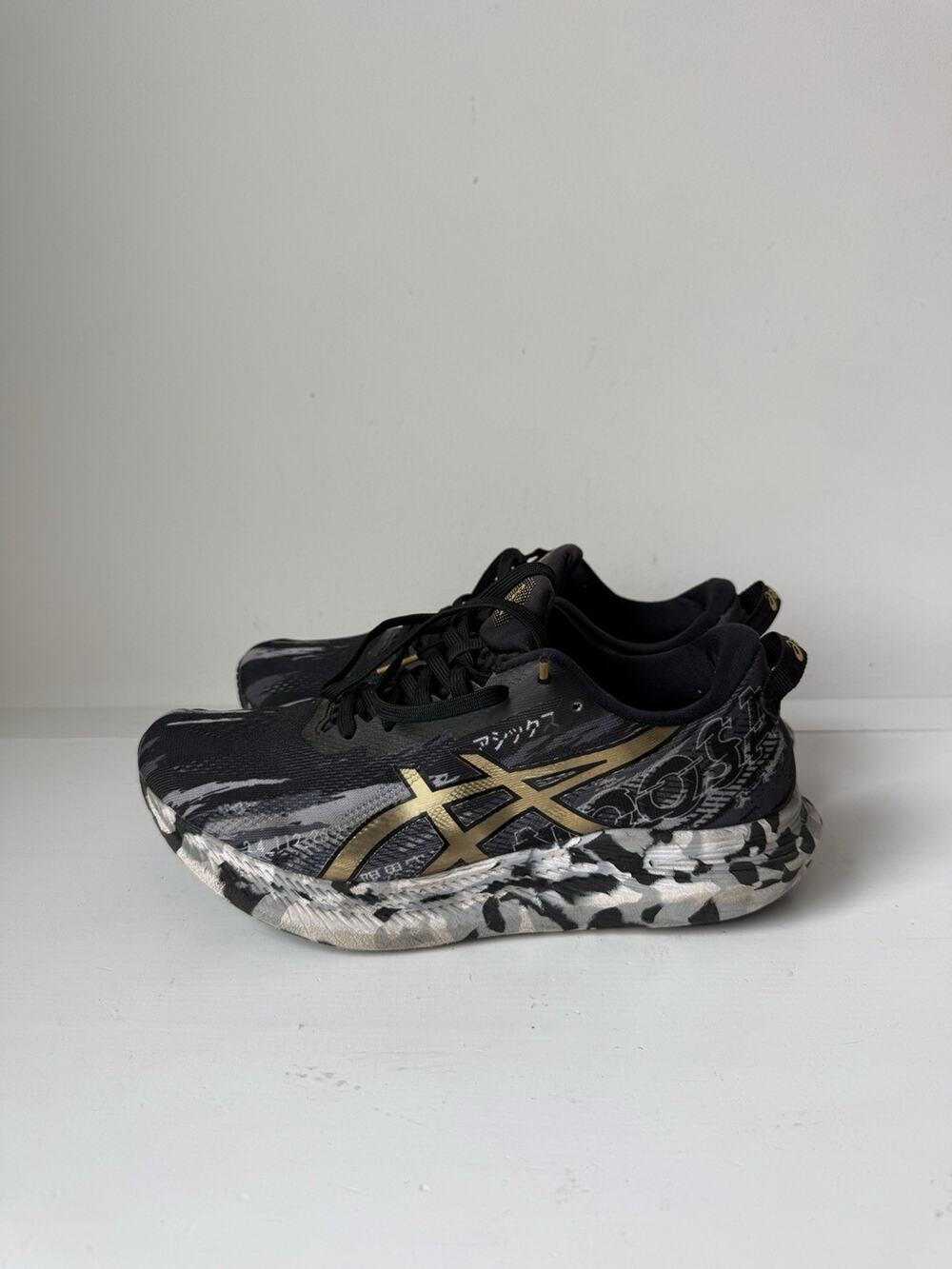 Asics Noosa Tri 13 Womens Running Shoes Black Gold White 1012A898 Size 8.5